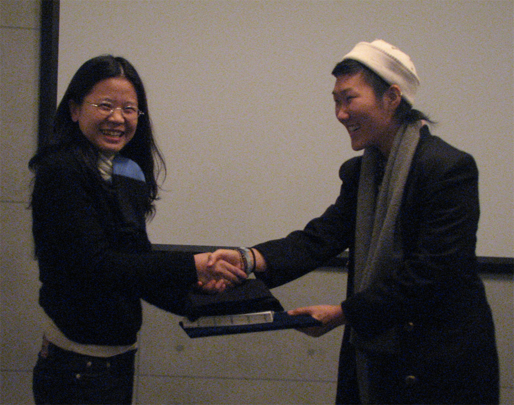 09.JPG