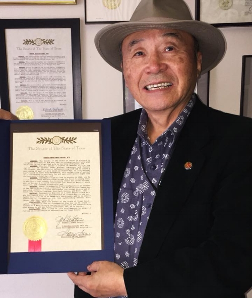 Grandmaster+Kim+Soo+With+Texas+Senate+Proclamation.jpeg